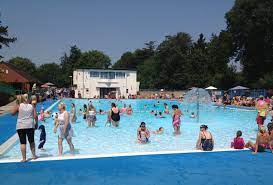 Apr 16, 2018 · with a rivers fitness room, two swimming pools and a variety of exercise classes to choose from, see what's on offer at evesham leisure centre. Droitwich Spa Lido Worcestershire Historicpools Org Uk