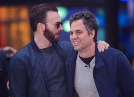 Los angeles (ap) — chris evans glows around his new leading lady, who makes no secret of her excitement at hanging out with captain america. Avengers Stars Chris Evans And Mark Ruffalo Send Sweet Messages To A Young Boy Who Saved His Sister From Dog Attack Bollywood News Bollywood Hungama
