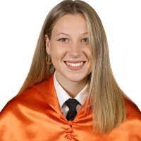 Lina Corral's Instagram, Twitter & Facebook