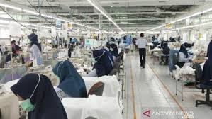 Berdiri sejak tahun 1947 di wilayah singapura. Tak Gaji Pekerja Di Tengah Covid 19 Bisa Bertentangan Dengan Ham Merahputih