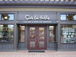 Sur La Table Usa 2012 Gia Global Honoree Sur La Table Store Sur La Table Cooking School