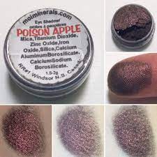 Poison Apple Burgundy With Copper Shimmer Eyeshadow By Moi Minerals Over Pixy Epoxy Shimmer Eyeshadow Pretty Zombie Poison Apples