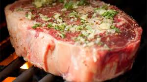 A la parrilla ribeye steak topped with sauteed onion. Ribeye Steak Archivos Locos X La Parrilla