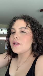 Mayda Morales's Instagram, Twitter & Facebook