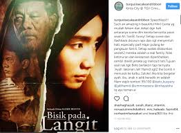 Wak survived is the father of one of siti hajar, who wishes to study abroad. Apa Kata Netizen Tentang Bisik Pada Langit Lihat Yang Terakhir Sungguh Menyentuh Hati Pamapedia