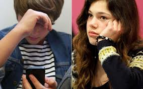 Coiffure pour ado fille de 14 ans coiffure africaine mariage coiffur femme coiffure tendance homme cheveux court coiffure. Famille Nos Conseils Pour Decrypter Les Humeurs De Votre Ado Le Parisien