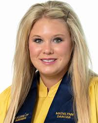We are highlighting Madelynn Dancer, a business administration–legal  studies major, representing the College of Business. After graduation,  Madelynn will pursue a legal degree with an emphasis
