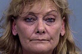 Roxanne Hagen's Instagram, Twitter & Facebook