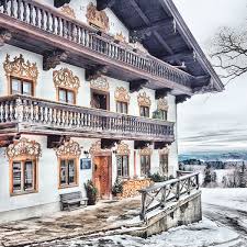 Diesen kann nicht mit der rasenmäher methode eines generellen mietenstopps, sondern nur durch ein höheres wohngeld. 37 Schon Bilder Para Haus Munchen Offnungszeiten Das Erich Kastner Haus Fur Literatur Villa Augustin Twitter Von Montag Bis Sonntag Uhrzeiten Veilofsorrow