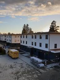 Finde 145 angebote für schüler wohnung zu bestpreisen, die günstigsten immobilien zu miete ab € 200. 3 Zimmer Wohnung Zu Vermieten Else Lasker Schuler Strasse 20 81925 Munchen Oberfohring Mapio Net