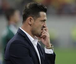 Fratele lui mirel rădoi a fost găsit de vecini în faţa blocului în care locuieşte, în municipiul drobeta turnu severin, din judeţul mehedinţi. Mirel RÄdoi Este Devastat AnunÈul A Fost FÄcut In UrmÄ Cu Numai Cateva Minute Breaking News Evenimentul Zilei