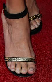 Fine group of people they have working over at 104. Ashley Madekwe S Foot