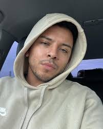 Jerry Anthony's Instagram, Twitter & Facebook