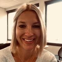 300+ perfiles de «Carly»