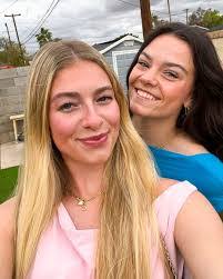 Kelsey Heller's Instagram, Twitter & Facebook