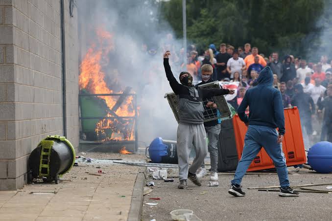 Anti-immigration riots erupt across Britain - August 5, 2024 | Reuters