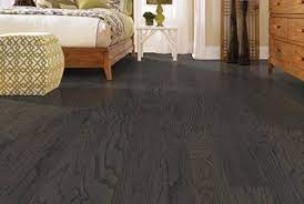 Premium/clear grade flooring contains natural characteristics such as small knots and minor color variations. Oak Shale Mohawk 3 Wide Engineered Hardwood Flooring Indianapolis By Floors To Your Home Houzz