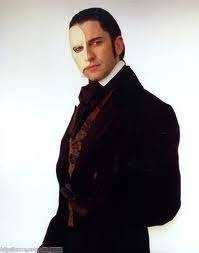 Gerard butler & emmy rossum performing the phantom of the opera in their movie with the same title, the adaptation of the andrew lloyd webber and charles. I Love The Phantom 3 Phantom Der Oper Gerard Butler Oper