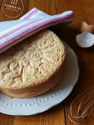 Ogni forno è a sé quindi dopo circa 25 minuti fai la prova con uno stecchino che deve uscire asciutto e senza residui di impasto. Pan Di Spagna Senza Lievito Ricetta Perfetta