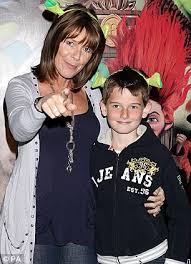 Eamonn holmes and ruth langsford: Eamonn Holmes And Ruth Langsford Tie The Knot In A Country Wedding After 13 Years Together Daily Mail Online