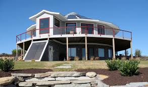 From cozy cottages to large family homes, prefab continues to redefine the future of construction, building, and design. Round Houses And Circular Interior Style