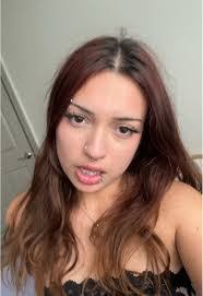 Sara Higa's Instagram, Twitter & Facebook