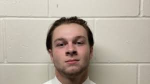 Henderson backstops Grizzlies to fifth straight victory