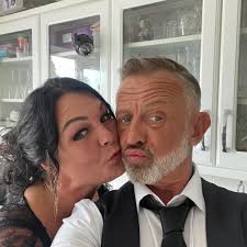 Hi, does anyone know who does the gutters around Cwmbrwla? Had his number  but lost it, and need job doing ASAP.