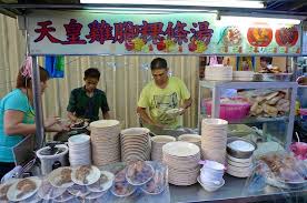 Wondering down kimberley street in penang is like having a group of private chefs present you with a thousand tasting dishes. My Very First Blog Penang Food Hunt Kimberley Street Penang Street Kimberley