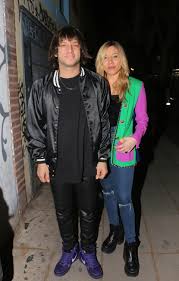 We did not find results for: Las Fotos Del Festejo De Cumpleanos De Charly Garcia Con Sus Amigos