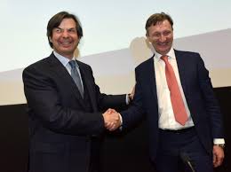 Da una notizia appresa da federconsumatori informa che la banca intesa san paolo ha stanziato un fondo. Intesa Sanpaolo Messina Ceduti 10 Miliardi Di Npl Siamo A Meta Piano Corriere It