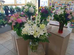 Want To Send Flowers To Someone Important To You Just Visit Our Website At Www Brantflorist Flower Delivery Beautiful Flower Arrangements Flowers Delivered