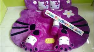 Karpet bulu karakter hello kitty 1 set harga murah, kunjungi kami di website www.rinaboneka.com tags: Karpet Hello Kitty Ungu Full Set Harga Murah Youtube