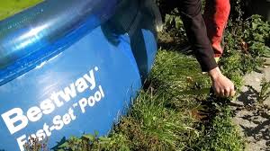 How To Quickly Empty A Quick Up Pool Youtube