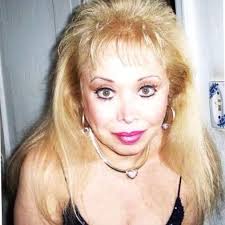 Velvetblonde Lauren Email & Phone Number