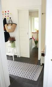 Zu Hause Fuhle Ich Mich Wie In Den Ferien In Bullerbu Zu Besuch Im Roda Hus Teppich Kuche Teppich Flur Wohnen