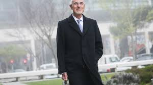 Depois de humilhar publicamente os jogadores do benfica andou de língua na boca (aqui) com aqueles filhos da put@ que nos odeiam! Proenca De Carvalho Estara A Ser Investigado Por Suspeitas De Fraude Advogado Desconhece Investigacao Justica Jornal De Negocios