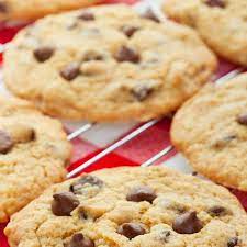 Remove the cookies to a wire rack to cool and repeat the process with the rest of the batter. Spanish Chocolate Chip Cookies Ultimate Recipe