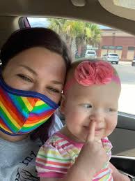 It's important to wear your mask. Choco loves the mask I made for her. 😊