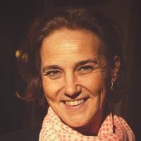 Caroline Pons-Hollande Email & Phone Number