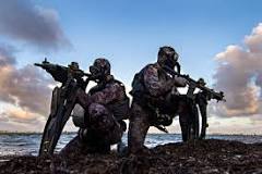 Navy SEALs Gear No SEAL Leaves Behind – USAMM