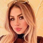 Alysha Frank's Instagram, Twitter & Facebook