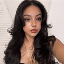 How to become a tour guide or real estate agent in Italy?