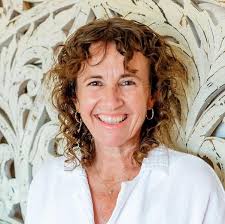 Joy, Regardless: A Memoir: Real life, raw truths, true joy.: Charles, Lara,  Charles, Lara: 9781763814318: Amazon.com: Books