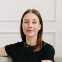 Kristin Brook's Instagram, Twitter & Facebook