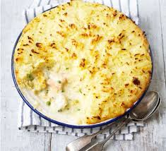 Sometimes referred to as admirals pie, mariners pie. Family Meals Easy Fish Pie Recipe Bbc Good Food