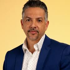 Words simply cannot express my gratitude, humility and respect to Rosa  Melendez José Iñiguez and the Board of Encanto Arts for their recognition  during the Concert at Ice Sculpture Park.