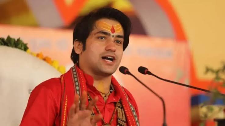 दुर्गा पूजा में नॉनवेज पर धीरेंद्र शास्त्री का बयान, बोले- 'दुर्गा और मुर्गा साथ-साथ नहीं चलेगा', गरमाई बंगाल की सियासत - India TV Hindi