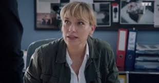 Martin et georges interrogent amanda à propos de l'empoisonnement de victoire. Demain Nous Appartient Spoilers Renaud Demissionne Le Bapteme De Cesar Ce Qui Vous Attend La Semaine Prochaine Resumes Dna Du 27 Au 31 Mai Stars Actu
