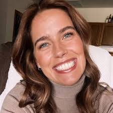 Avery Harris's Instagram, Twitter & Facebook